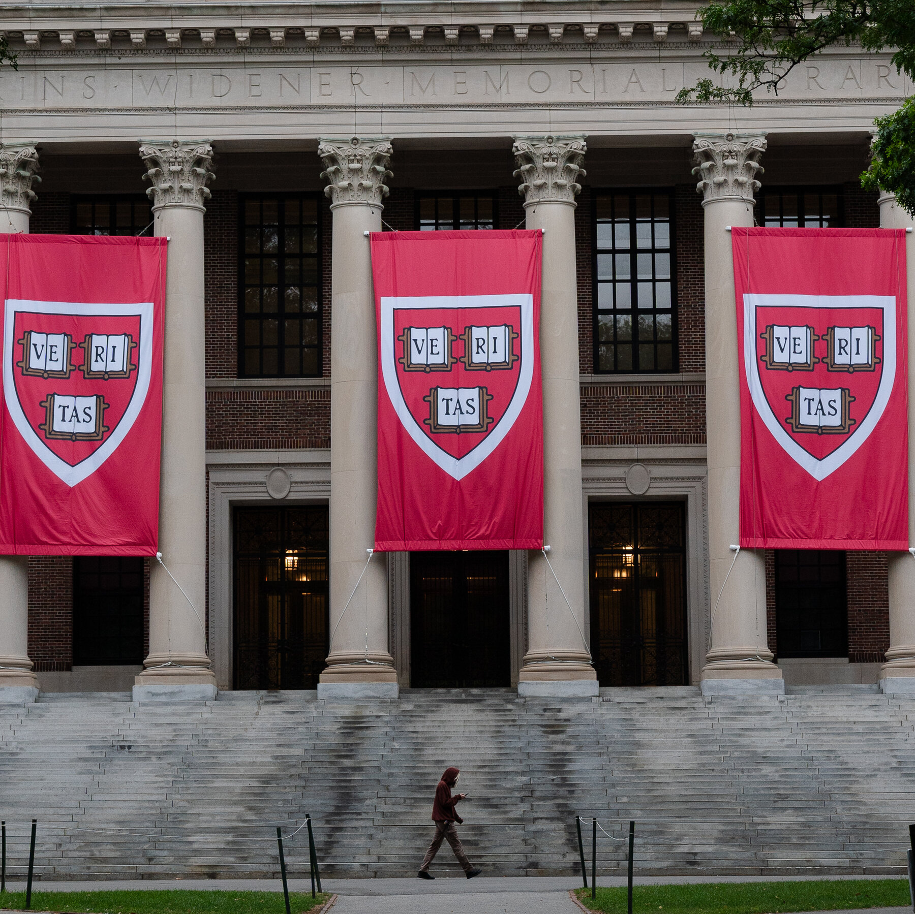 Harvard Announces a Hiring Freeze as Trump Threatens Funding